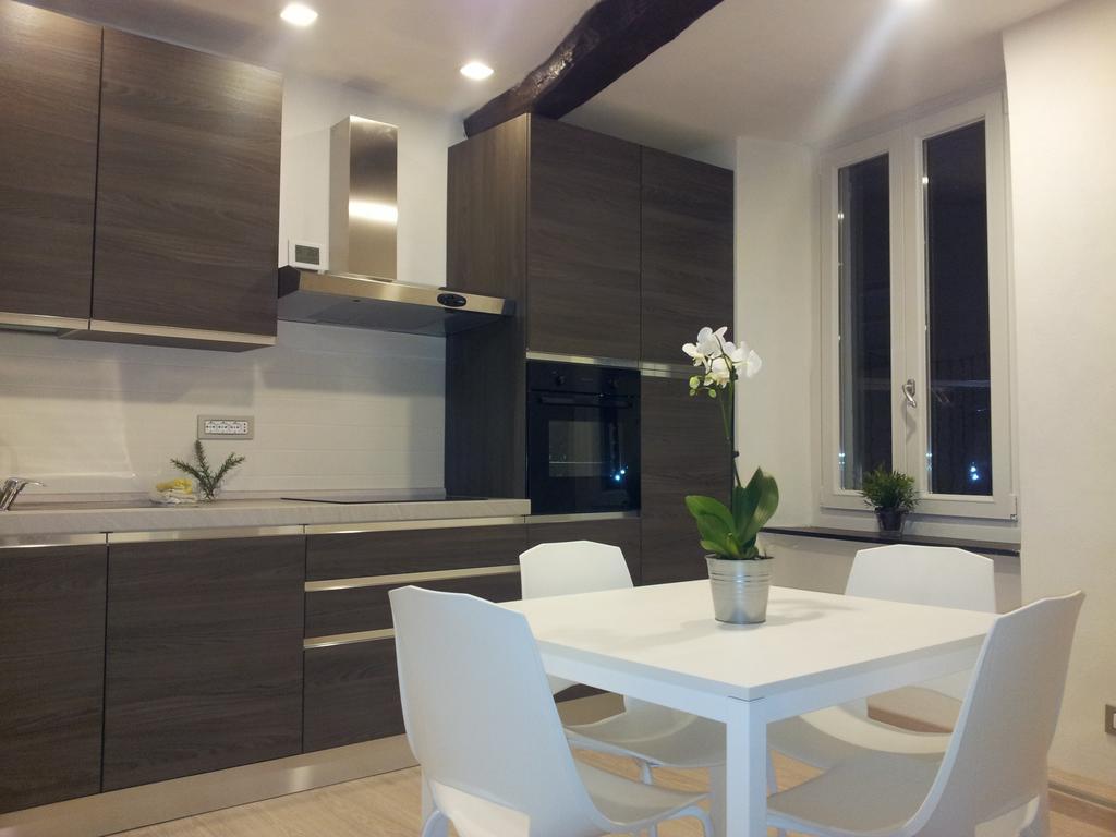 Appartamento Piazzetta La Maddalena Savona Zimmer foto
